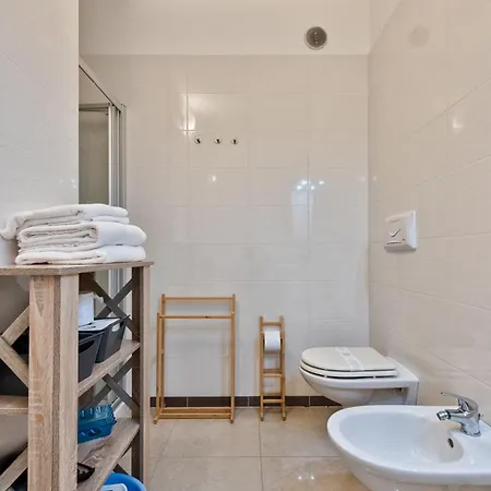 Mimose Bella Vista A 2 Passi Dal Mare Apartman
